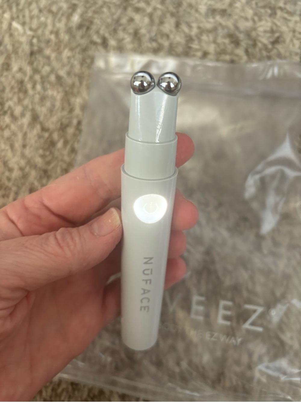 NuFace FIX Mini Line Smoothing Device Kit in White and Silver nwot